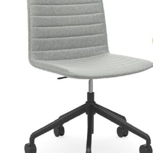 DD-Nikola-Meeting-Chair-Black-Base-1.jpg