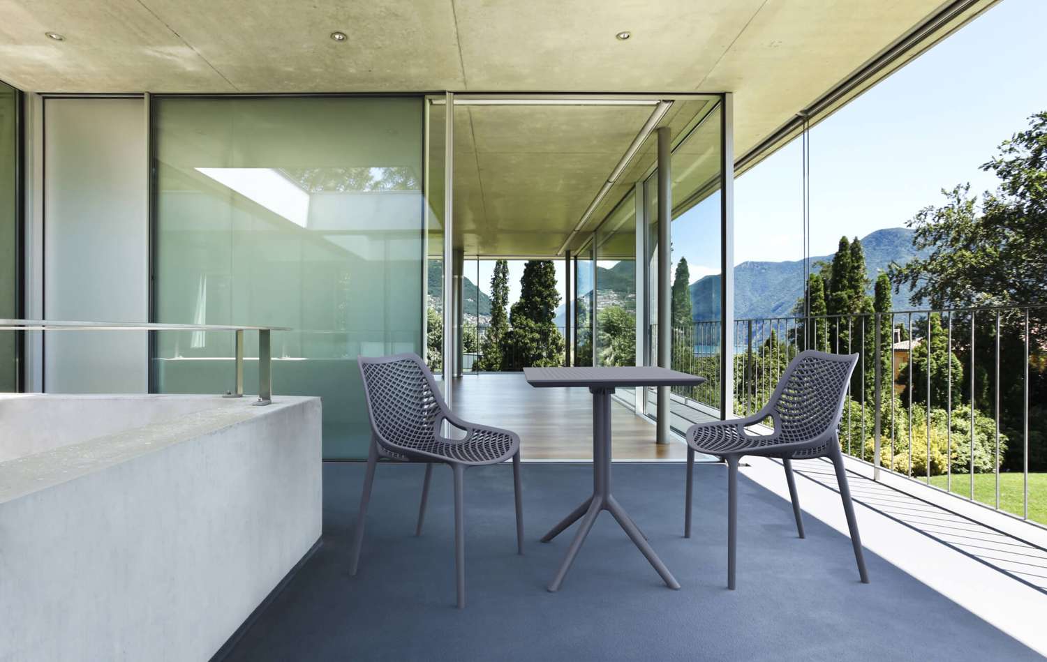 FL-118-13136-102_Sky_Table_60_Air_Chair-3.jpg